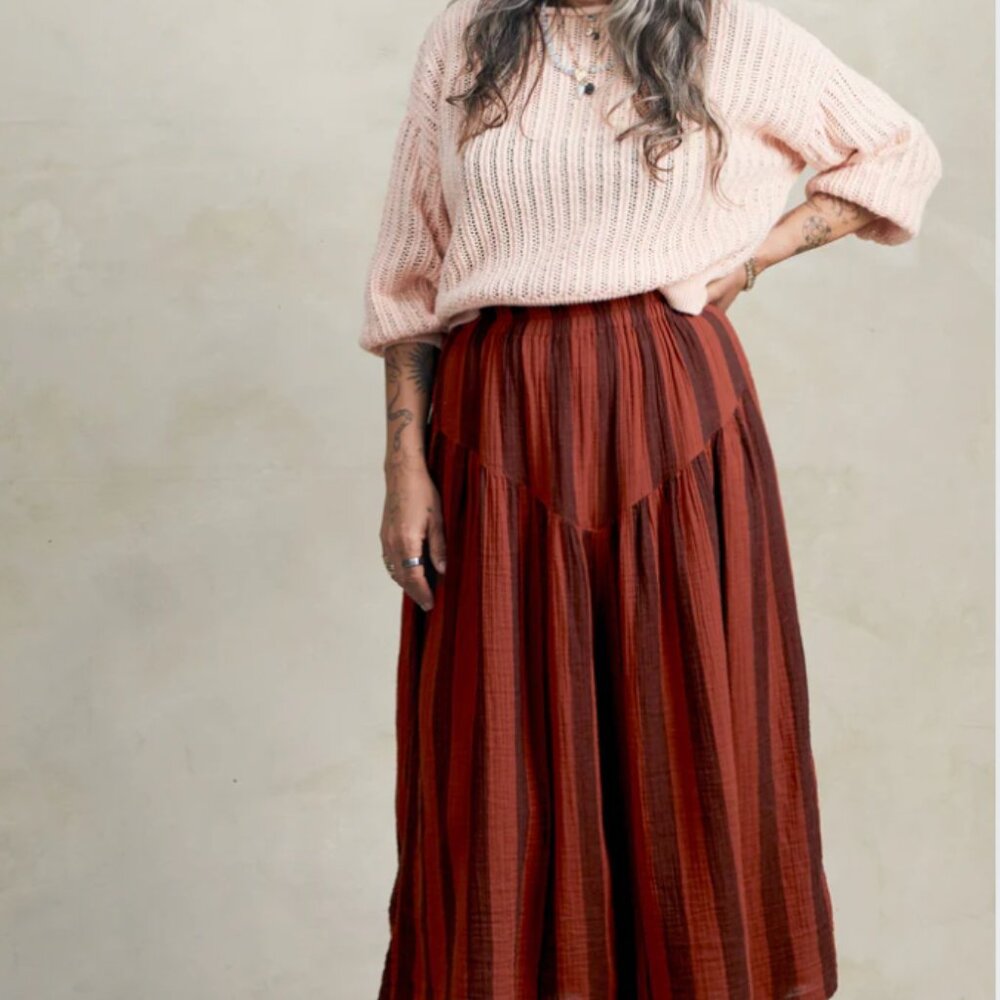 Jessie Skirt Curator SF - Brick / Black stripe - size Small